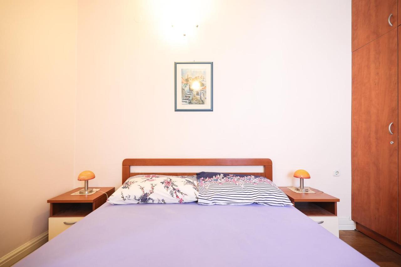Two Bedroom Apartment In City Center Igor 扎达尔 外观 照片